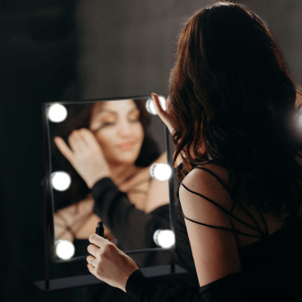 Makeup mirror Hollywood