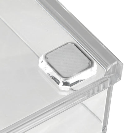 Makeup storage in acrylic with 21 compartments