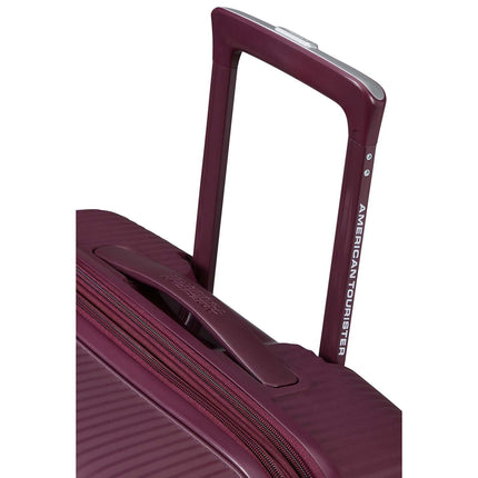 Medium Soundbox Suitcase, 67 cm, Wild Cherry