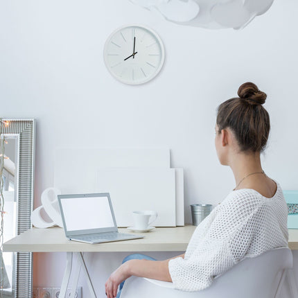 Modern wall clock