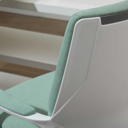 Ergonomischer grün-weißer Bürostuhl, Kippfunktion, 360° drehbar