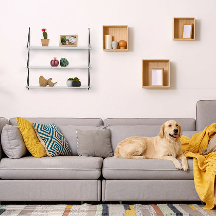 Open wall shelf with 3 shelves