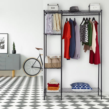 Armoire ouverte