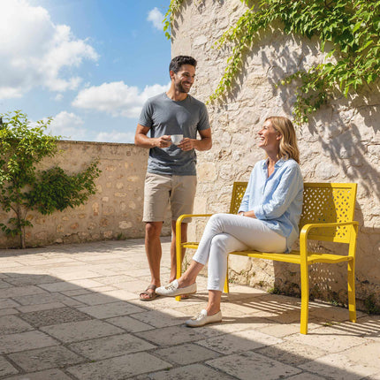 Gartenbank aus Stahl, gelb, 2-Sitzer, rostbeständig