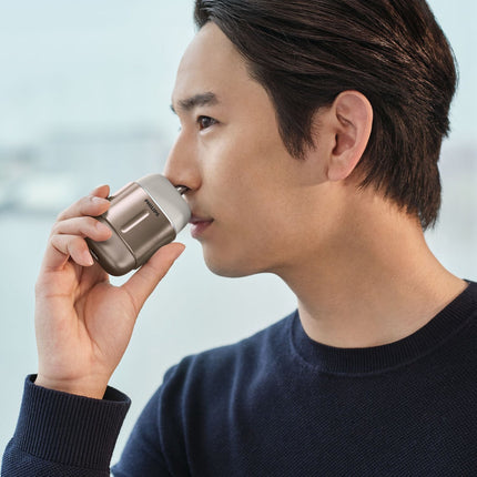 Philips 700 Series Compact Electric Shaver Wet & Dry, Nose Trimmer, Qi Charging