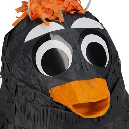 Pinata penguin