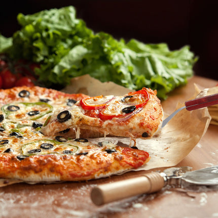 Pizza Slider with red-brown wooden handle