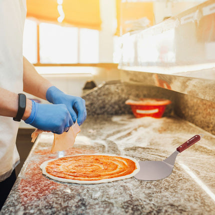 Pizza Slider with red-brown wooden handle