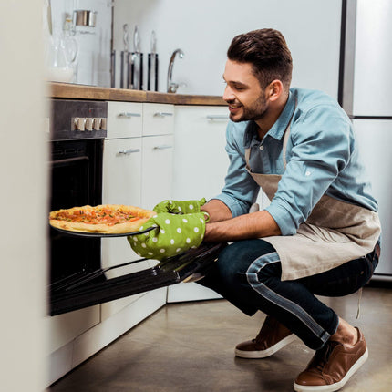 Pizza plate set of 4 with stand