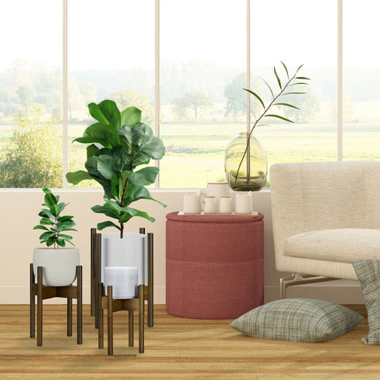 Plant stand in a set of 3