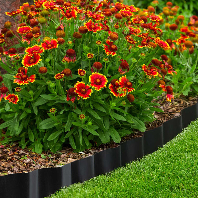 Kunstoff-Rasenkante 9m – Flexible Gartenbegrenzung