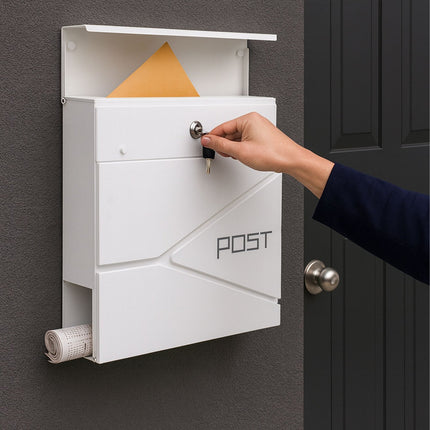 Briefkasten mit Zeitungsfach – Mattschwarzer Stahl