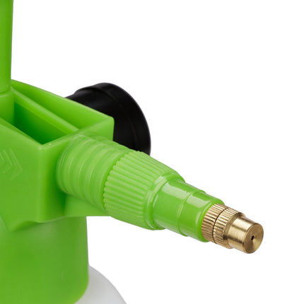Pressure syringe with pressure gauge