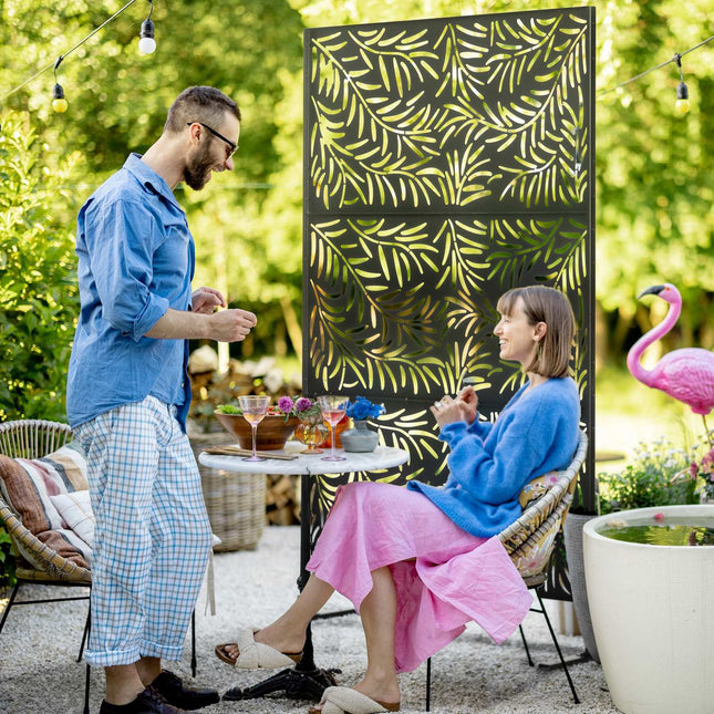 Raumteiler aus Stahl - Weidenblatt, 122x198cm, Verwendung auf der Terrasse