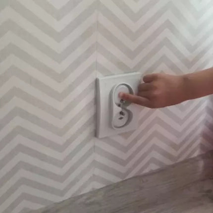Protection for the socket - white Ruhhy 19223