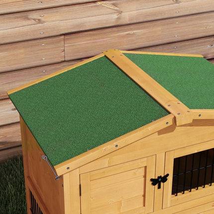 Outdoor 2-level spruce rabbit hutch with ramp