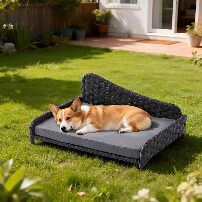 Hundebett aus Rattan mit Kissen – Für drinnen und draußen