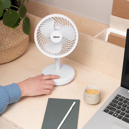 Wiederaufladbarer Tischventilator Weiß
