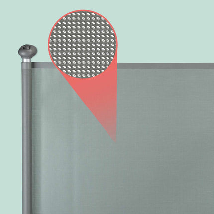 Retractable safety gate
