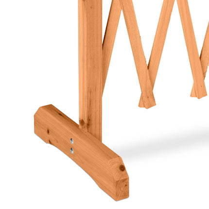 Retractable wooden trellis