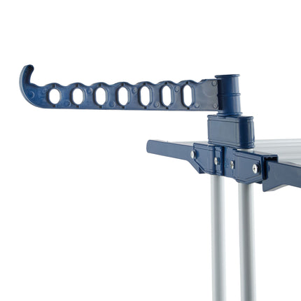Rollable clothes hanger