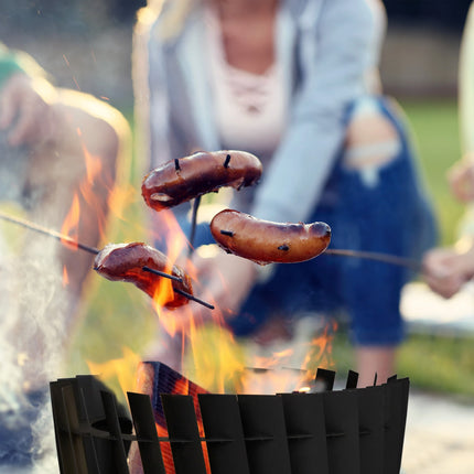 Round fire basket with fire fork