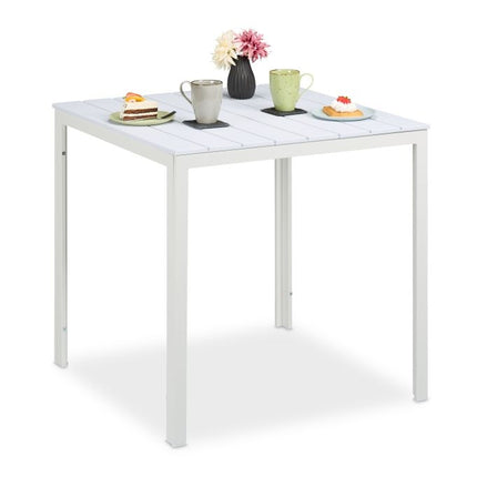 Round garden table in rattan look