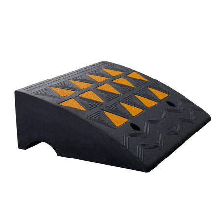 Rubber Curb Ramp, 6 in Rise, 15 Ton Driveway Ramp