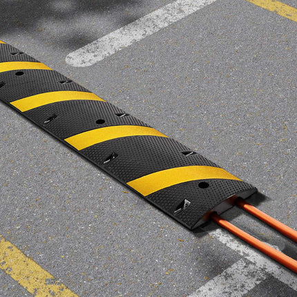 Rubber Speed Bump 1830mm, 2-Channel, 22,000 lb