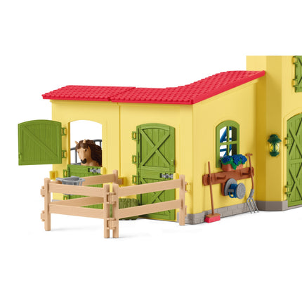 Schleich Farm World hrací sada box pro pony s islandským hřebcem