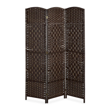 Screen wall with 3 panels