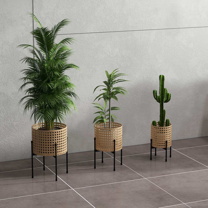Goldfarbenes Pflanzensäulen-Set im Rattan-Look, für drinnen/draußen, 3-teilig