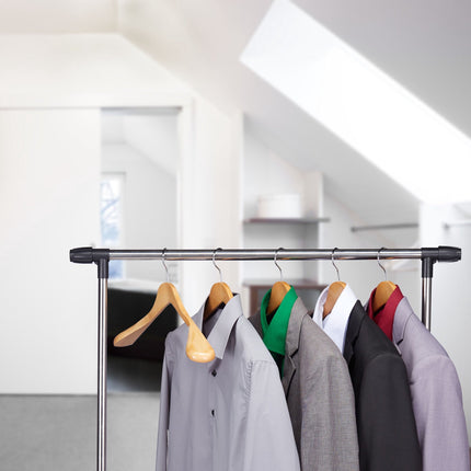 Set of 10 suit hangers