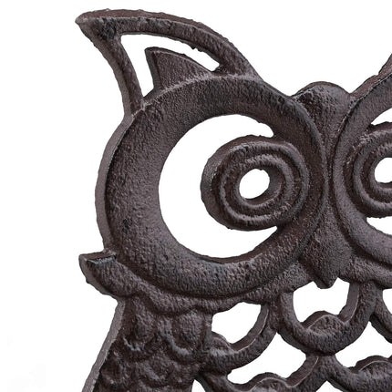 Shoe brush in cast iron with animal motifs
