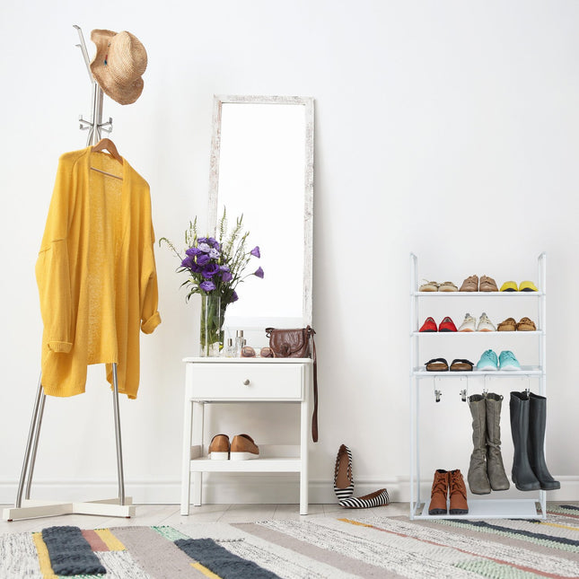 Shoe shelf with boot hanger