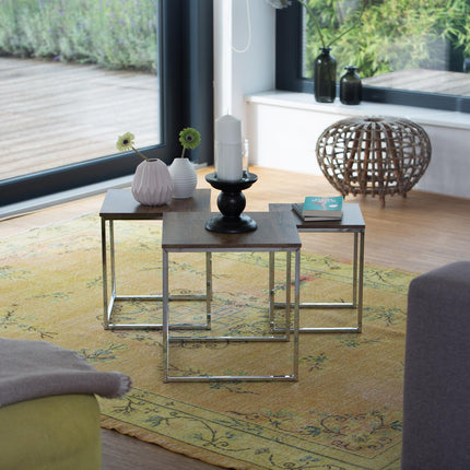 Side table in set of 3 with metal legs