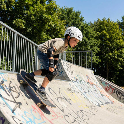 Skatehelm, Weiß, S (52-56cm), Leichtgewicht, 10 Belüftungsöffnungen