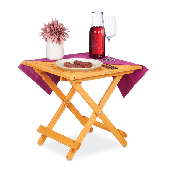 Kleiner Holztisch