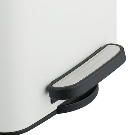 Quadratischer Treteimer 6L mit Soft-Close-Deckel