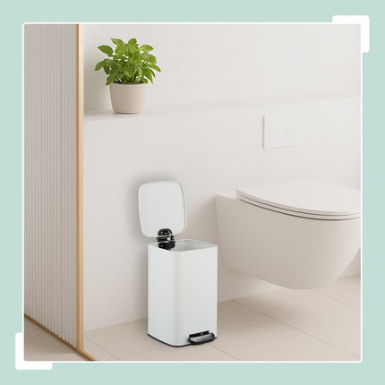 Quadratischer Treteimer 8L mit Soft-Close-Deckel und Müllbeuteln