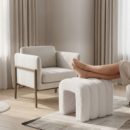 Quadratischer Plüsch-Fußhocker – Teddy-Stoff, gepolsterte Sitzfläche