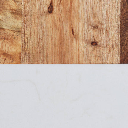Square cutting board in wood and marble