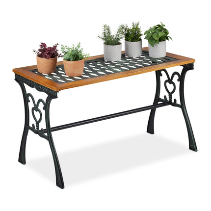 Table de jardin carrée