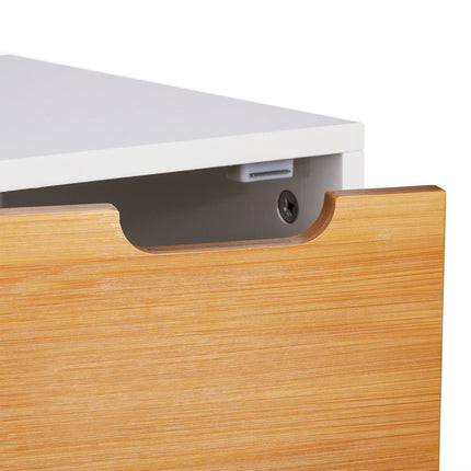 Standing shelf white
