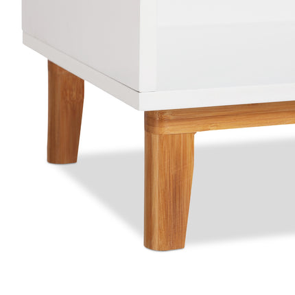 Standing shelf white