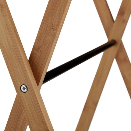 Porte-serviettes sur pied avec étagère