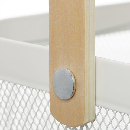 Storage basket with handle