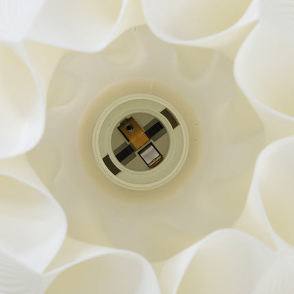 LED-Tischleuchte mit 3D-Blumen-Lampenschirm, Weiß
