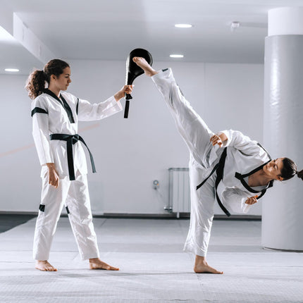 Taekwondo hand claw set of 2