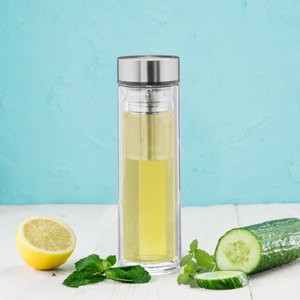 Bouteille à thé avec passoire à emporter avec vous